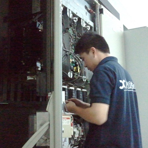 2000KW׃�l���F(xi��n)���S��